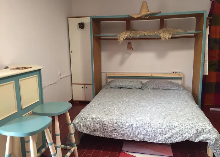 Cotta, Salara Διαμέρισμα Κόπερ